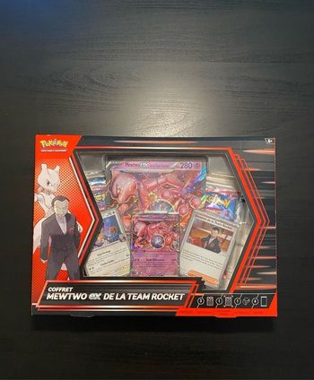 Coffret Mewtwo ex de la team rocket