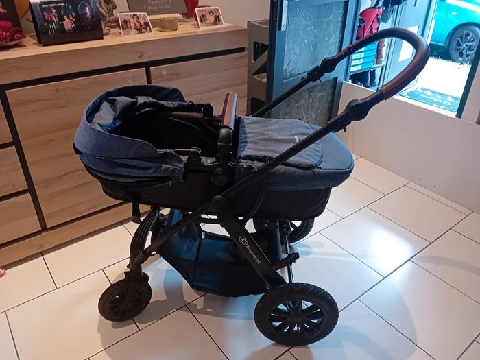 Poussette Kinderkraft 3 en 1 - photo numéro 4