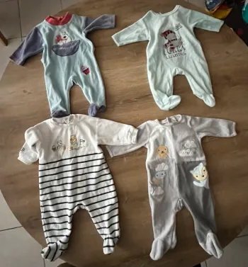 Lot pyjama dort bien