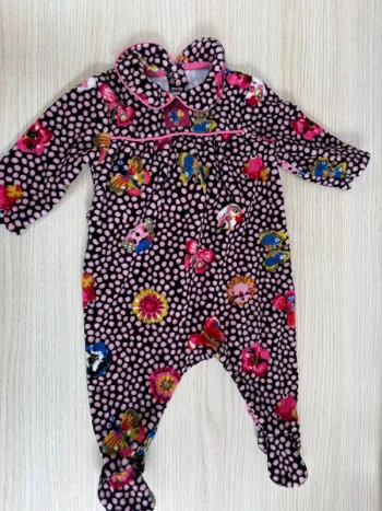 Pyjama en velours Catimini taille 3 mois