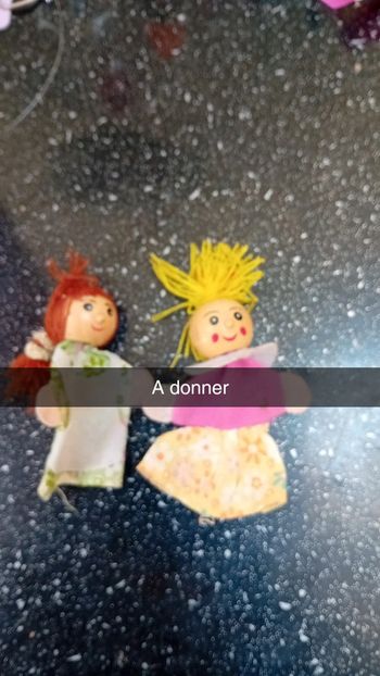 Marionnettes doigts à donner
