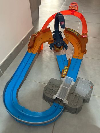 Circuit Monster truck Hot Wheels