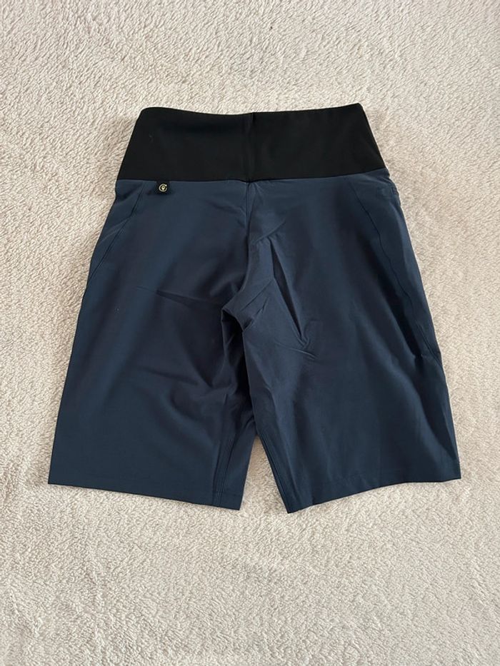 Short IXS - photo numéro 2