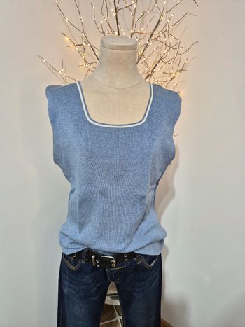 Top sans manches en coton bleu – Escada Sport – Taille L – 100% coton – Très bon état