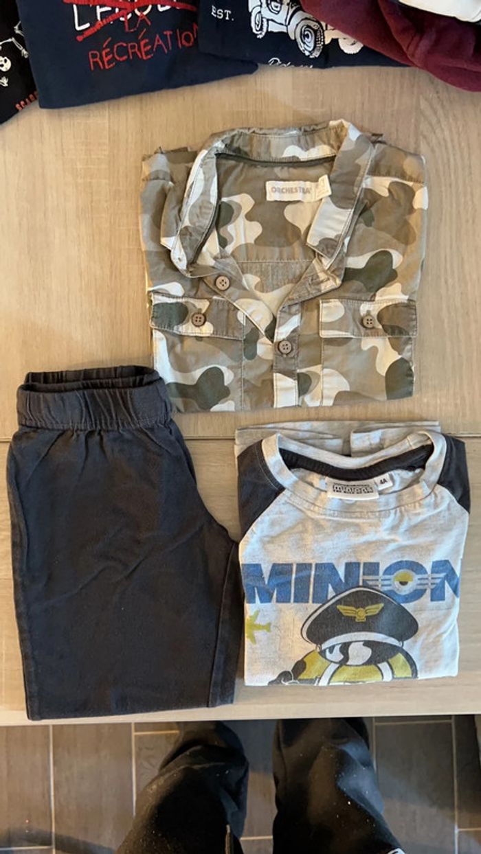 Lot de 46 vêtements garçon 4 ans - photo numéro 2
