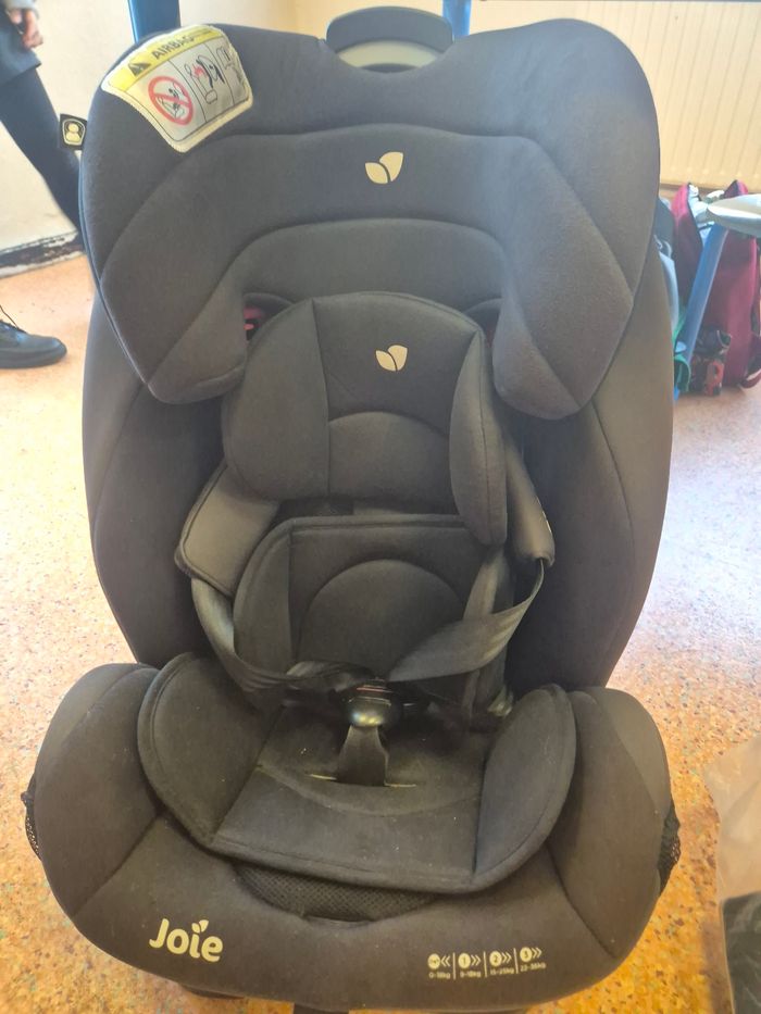 Siège auto évolutif Joie