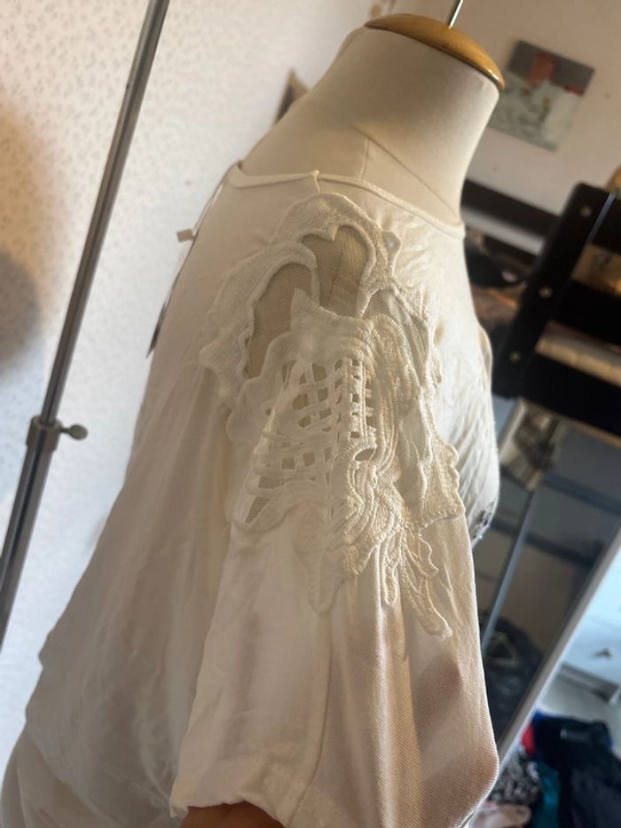 Magnifique r shirt taille unique marque olay neuf avec étiquette - photo numéro 3