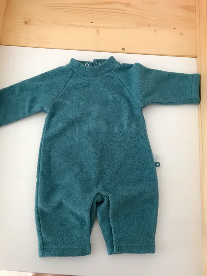 Combinaison / dessus pyjama