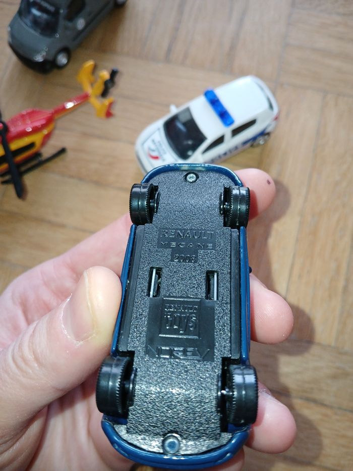 Véhicules miniatures - photo numéro 5