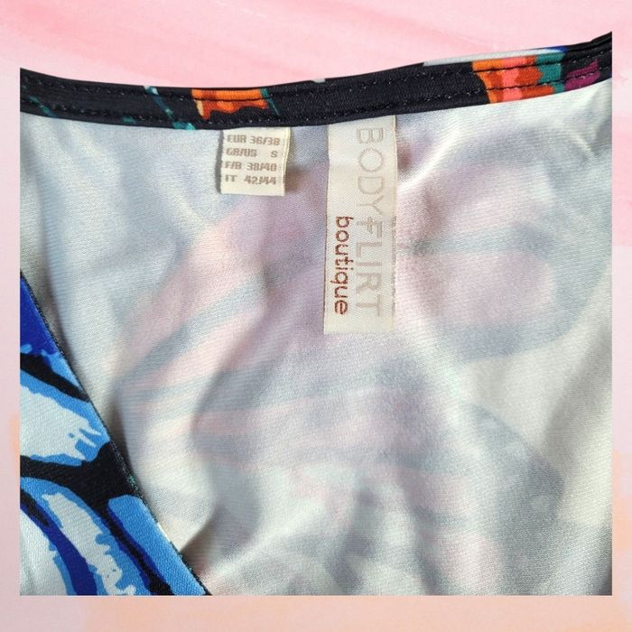 Haut papillon - photo numéro 4