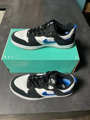 Basket Nike taille 38