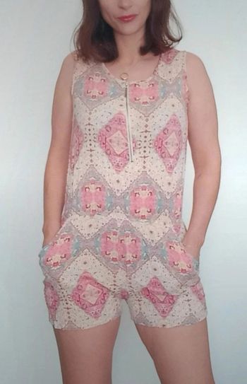 Combishort décolleté zippée casual pastel TU