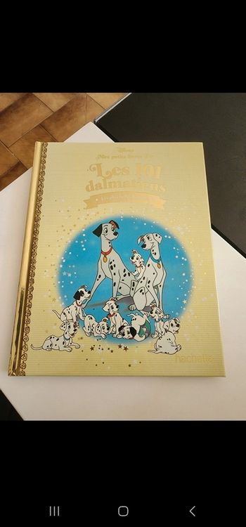 Livre les 101 dalmatiens