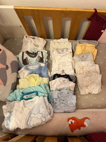 Lot vêtements naissance