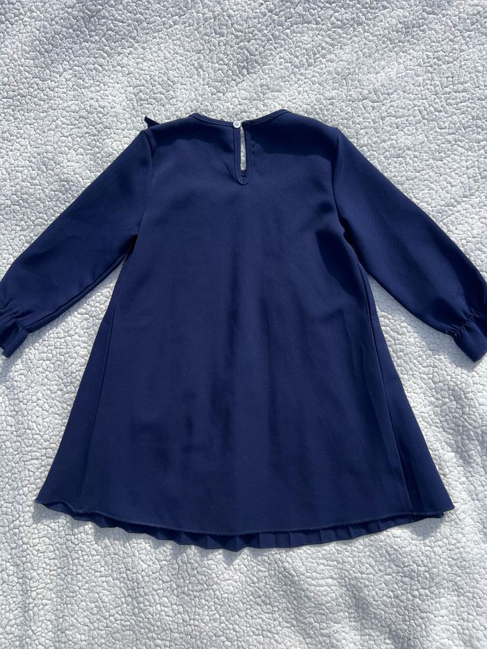 Robe plissé bleu marine taille 7 ans Shein - photo numéro 5