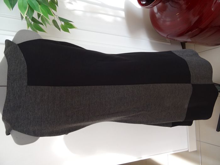 Robe sans manches CACHE CACHE taille 42 - photo numéro 3