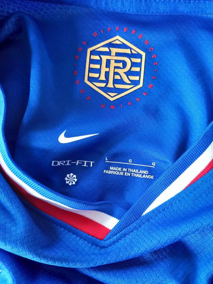 Maillot foot neuf dembele taille L - photo numéro 3