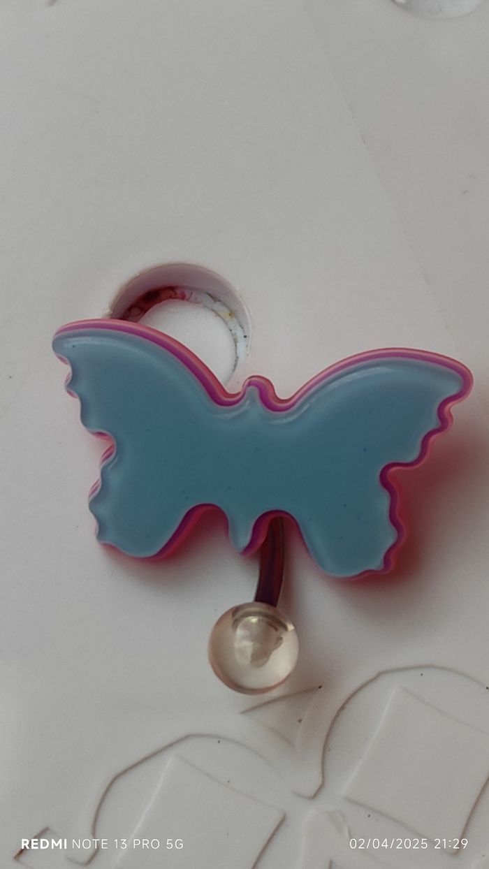 Piercing nombril papillon reverse phosphorescent - photo numéro 6