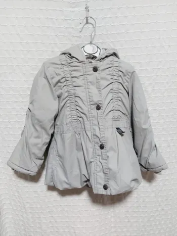 Manteau avec capuche 3 pommes 3 ans