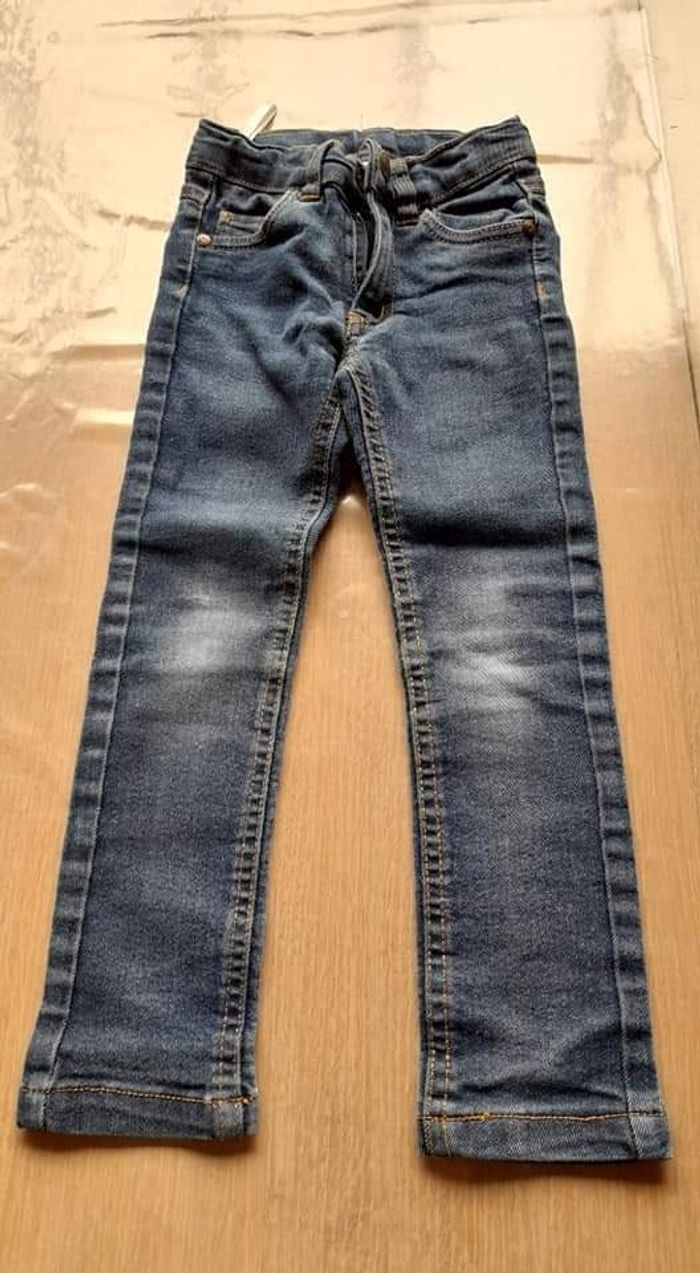 Lot de 2 jeans fille 104 - photo numéro 2