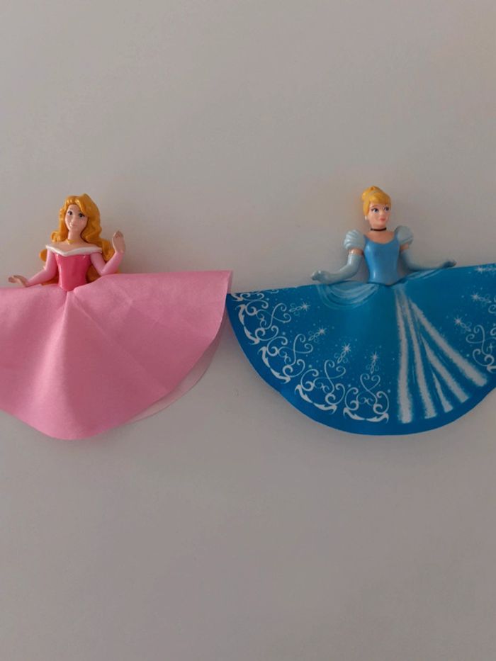 Figurine Princesse Disney Cendrillon et Aurore