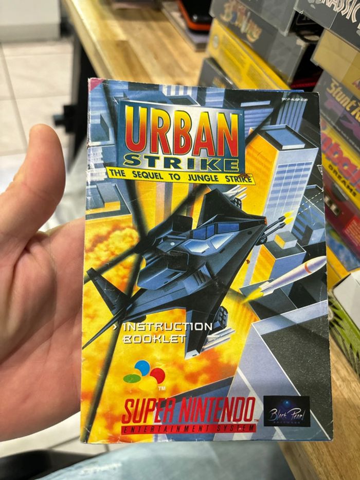 Urban Strike : The sequel to Jungle Strike - Super Nintendo - photo numéro 11