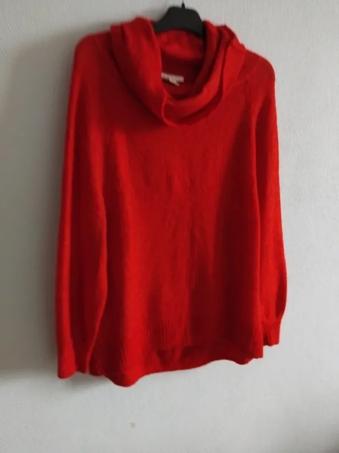 Pull long taille S avec grand col roulé - photo numéro 3