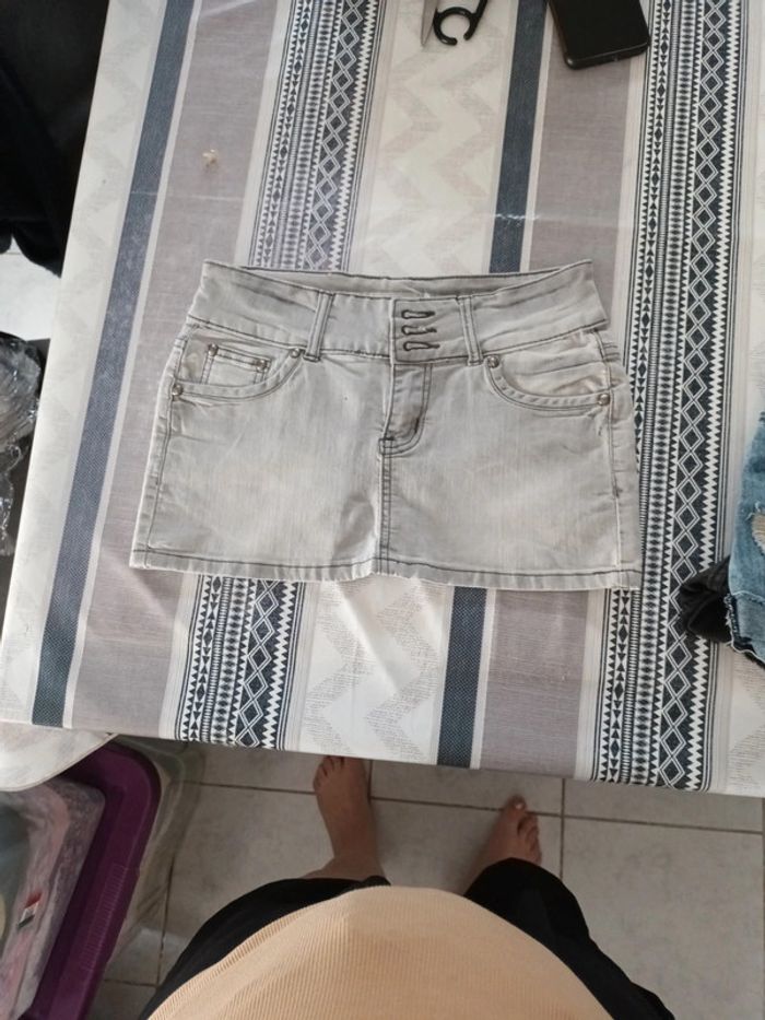 Mini jupe gris clair