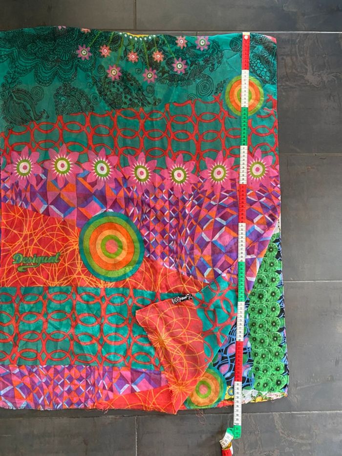 Jupe Desigual taille XS et foulard Desigual - photo numéro 20