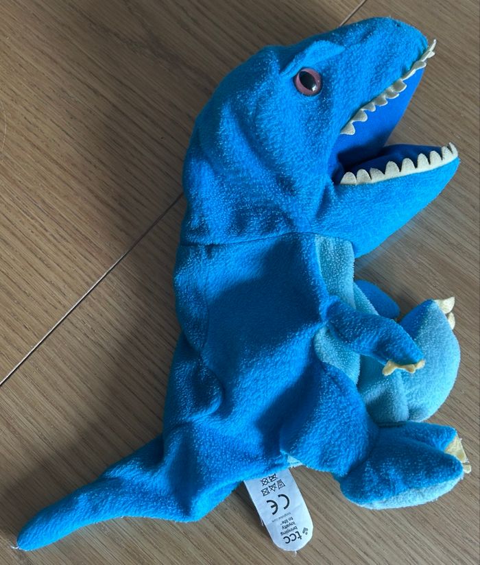Marionnette bleue jurassic world - photo numéro 3