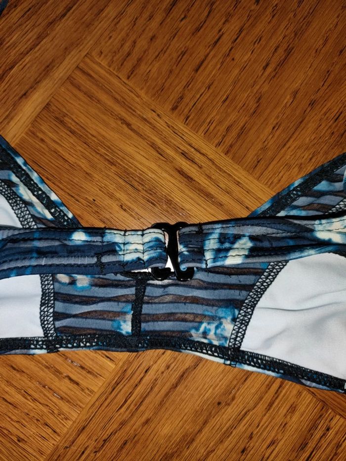 Haut de maillot - photo numéro 4
