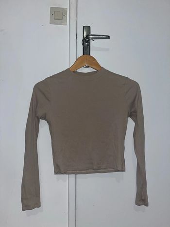 Crop top à manche longue beige