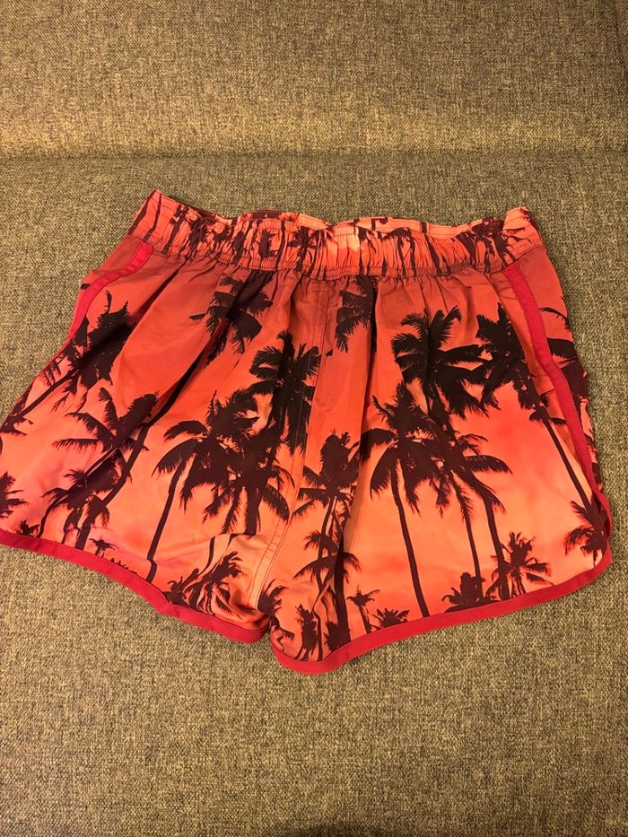 Short de plage - photo numéro 2