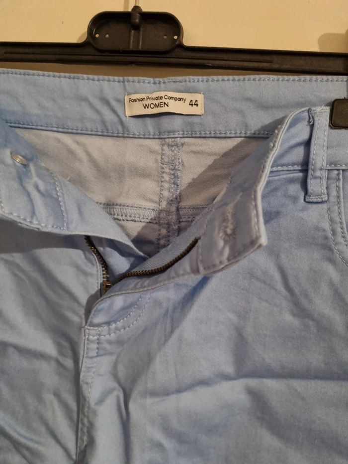Short bleu - photo numéro 2