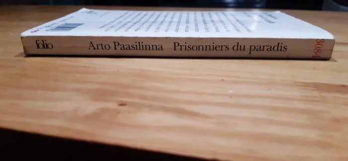 Livre Folio Prisonniers du paradis - photo numéro 3