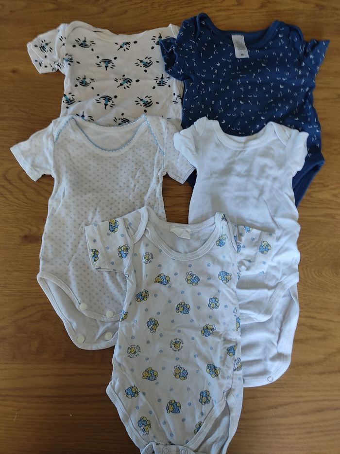 Lot body manches courtes