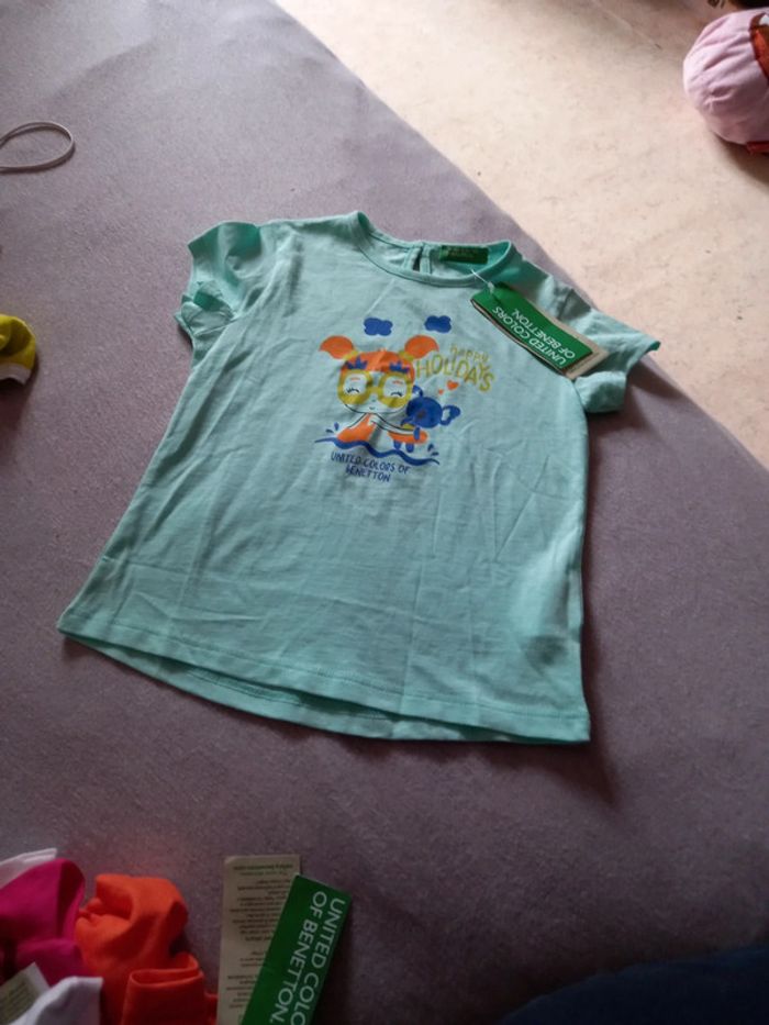 Tee-shirt 18 24 mois benetton neuf