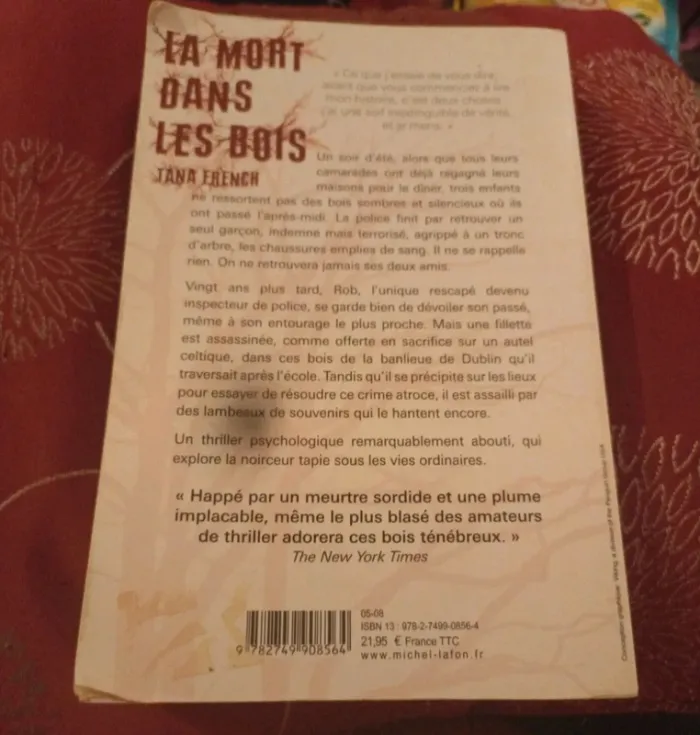 La mort dans les bois - photo numéro 2