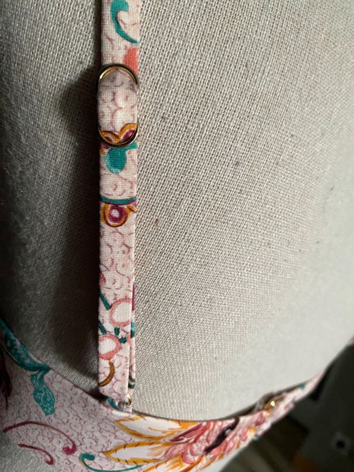Maillot de bain deux pièces à motifs floraux et perles - photo numéro 6
