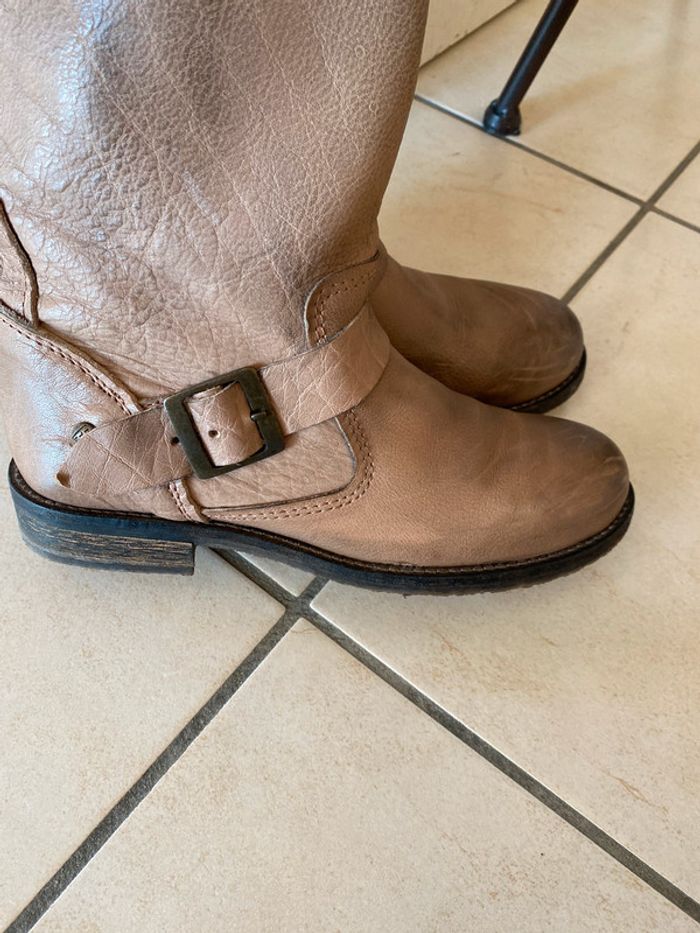 Bottes en cuir - photo numéro 2