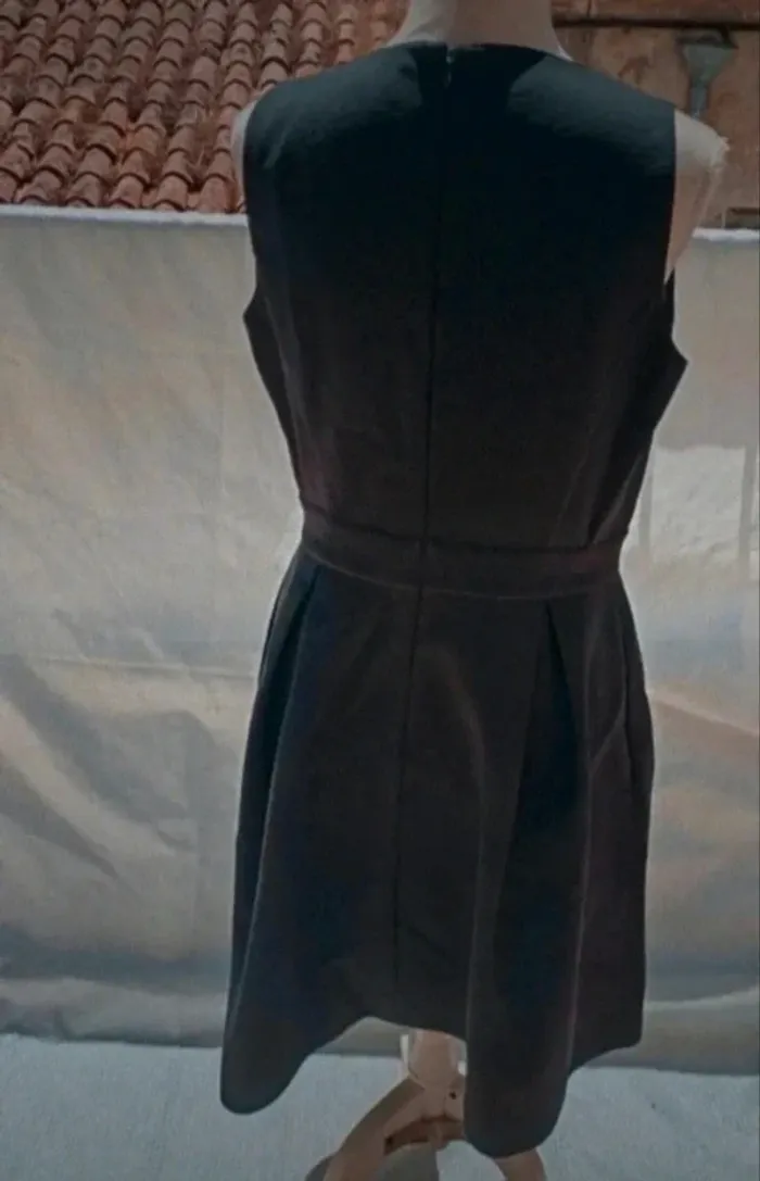 Robe Zapa neuve noire taille XL (42) - photo numéro 2