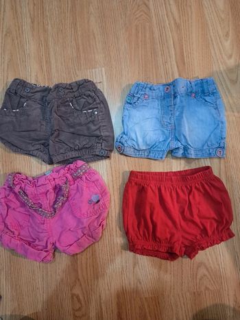 Lot de 4 shorts 18 mois