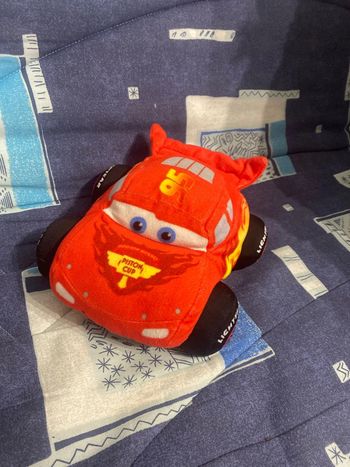 Peluche cars