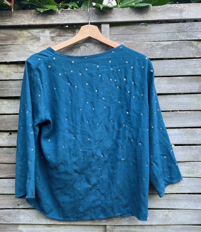 Superbe blouse de la marque Le Monde est à Vous, taille 40, en très bon état (TBE). - photo numéro 6