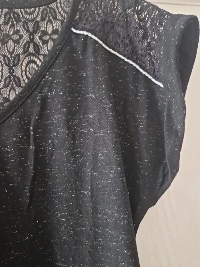 Tee-shirt noir pailleté taille L neuf - photo numéro 3