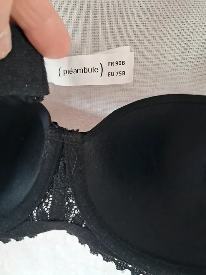 Soutien gorge dentelle noire - photo numéro 3