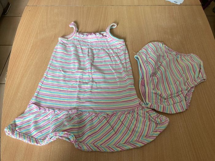 Rose +culotte taille 12mois neuve