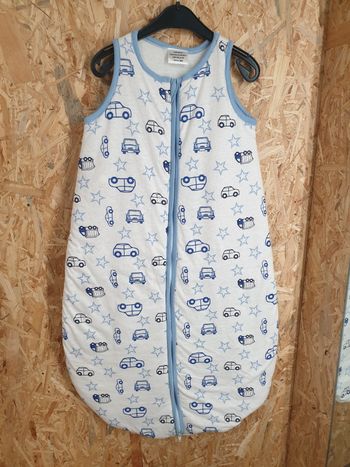 Gigoteuse motifs voitures 90cm