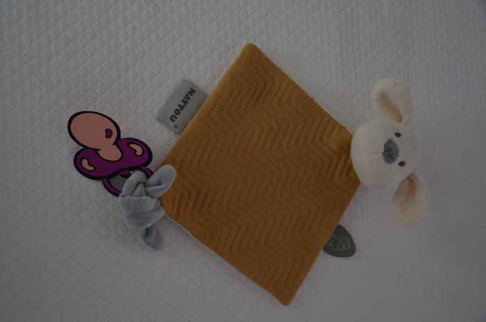 DOUDOU PLAT CHIEN ** NATTOU ** 1686