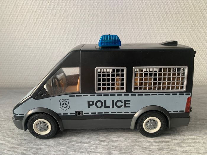 Fourgon de police Playmobil 6043 - photo numéro 4